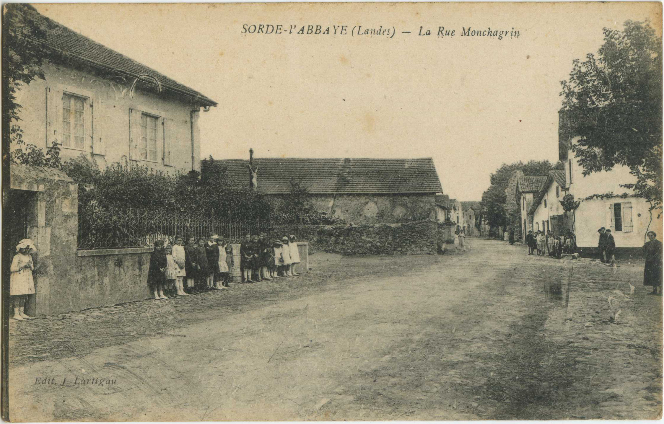 Sorde-l'Abbaye - La Rue Monchagrin